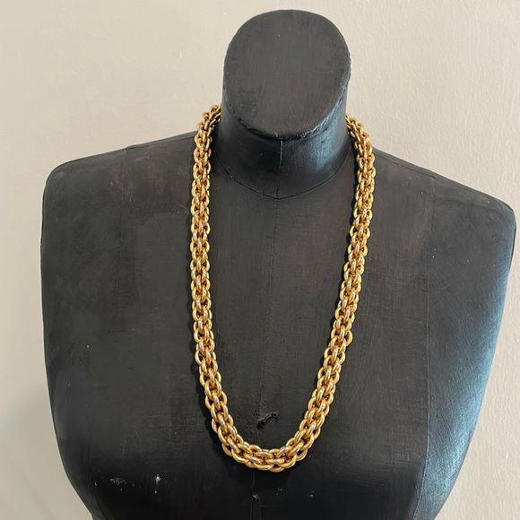 Vintage Chunky Chain Link Necklace - Picture 2 of 6